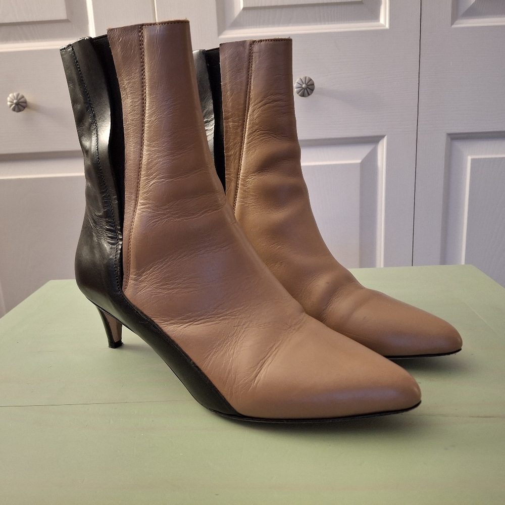 Split Color Heeled Boots